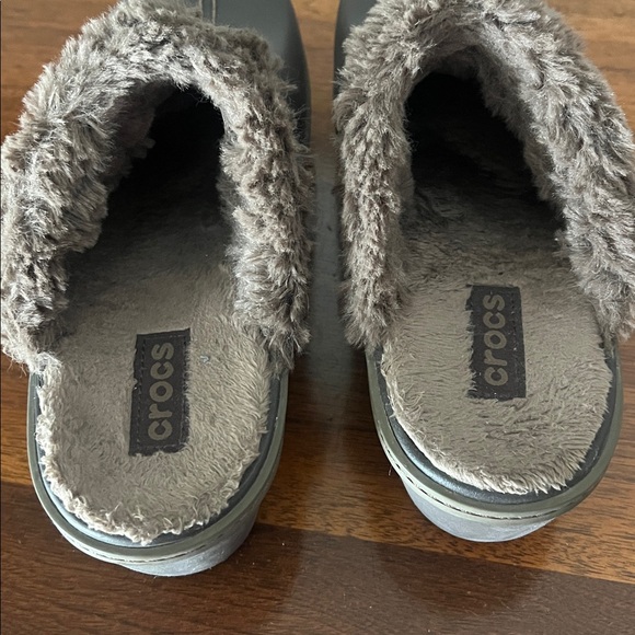 Crocs Women's Size 8 Cobbler Eva Faux Fur Lined Clogs Platform Taupe - Picture 6 of 10